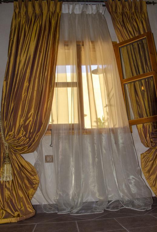 Elafusa Luxury Apartment Rhodes City Rum bild